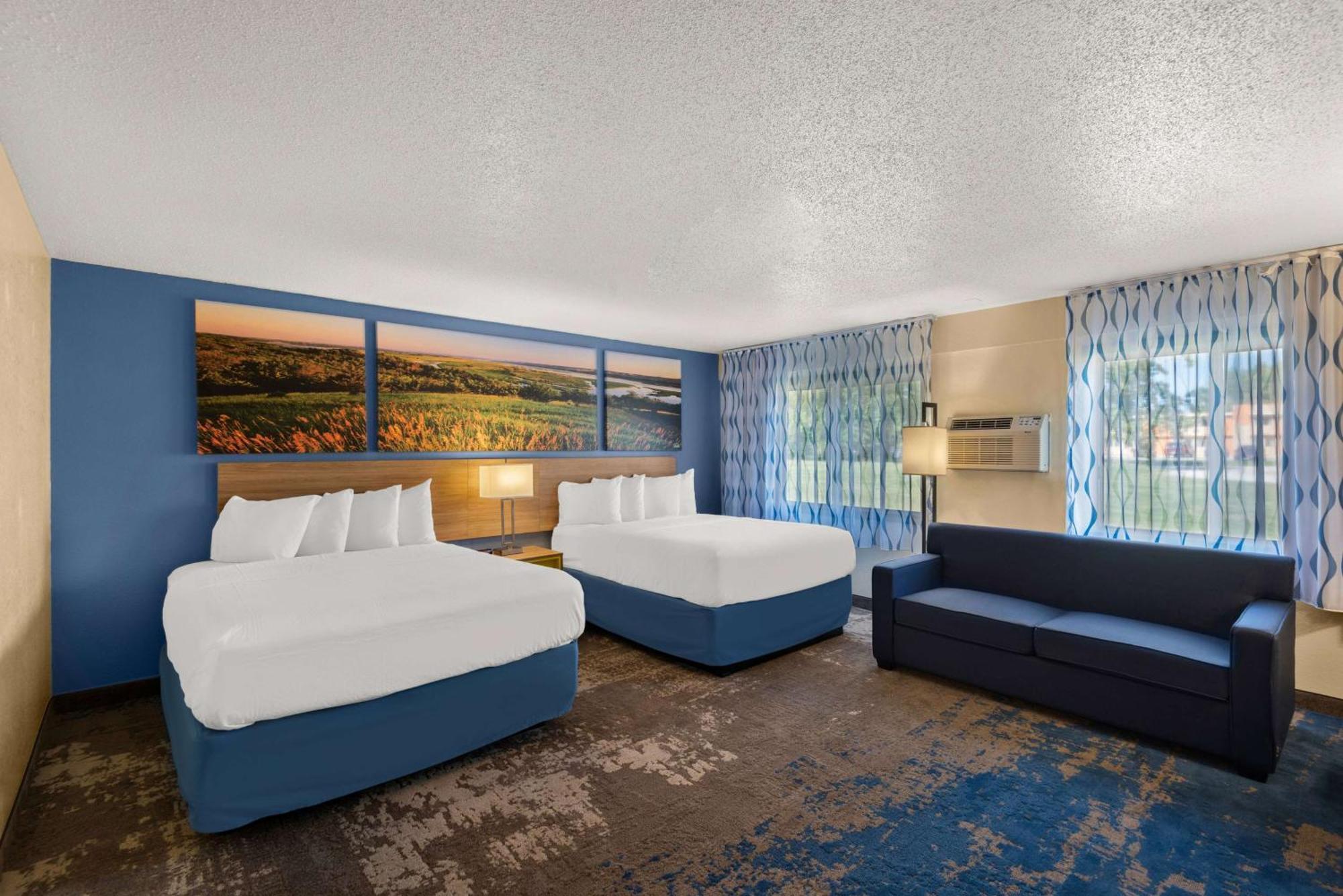 Days Inn By Wyndham Ньютон Экстерьер фото